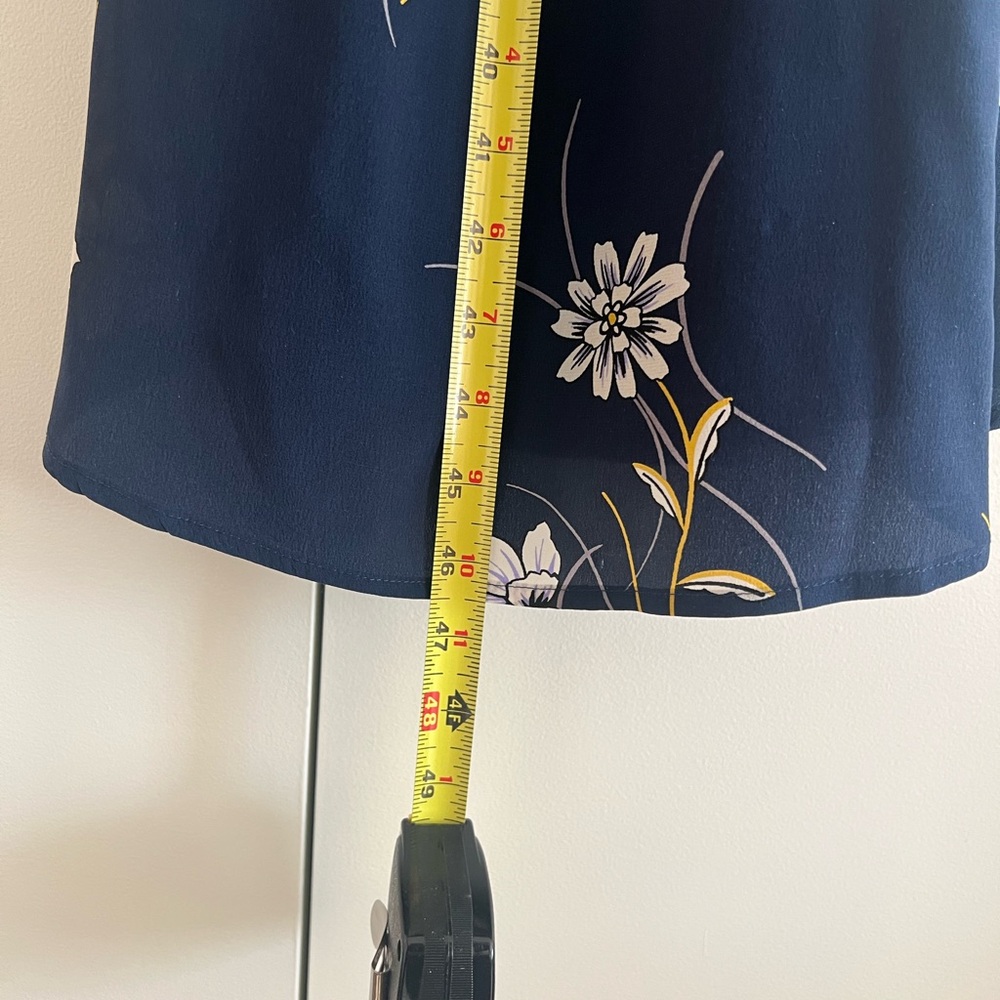 Yumi Kim blue floral button front midi shirtdress size M - Picture 12 of 12